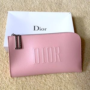 NEW DIOR clutch